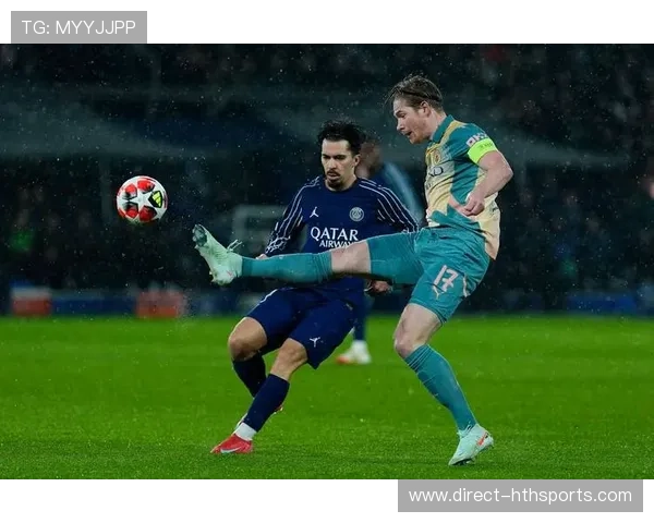 聚焦足坛巨星流动解析当代足球转会市场的新格局与风云变幻